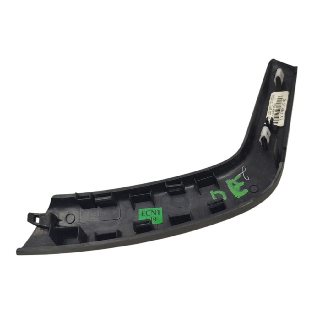 Moldura Puxador Porta Dianteira Esquerda Peugeot 208 2014 Cinza 2
