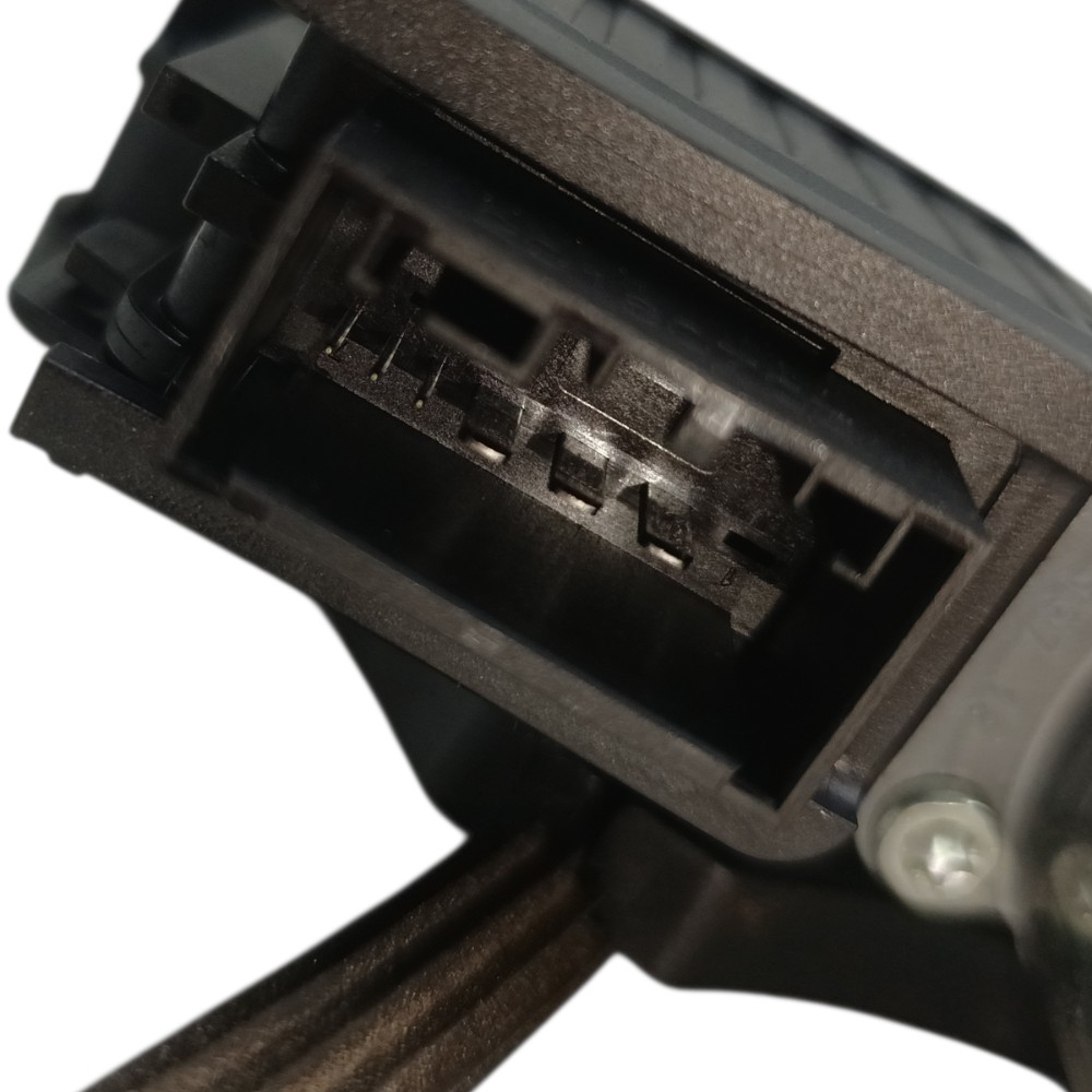 Motor máquina vidro traseiro direito VW Polo 2019 2020 2021 4
