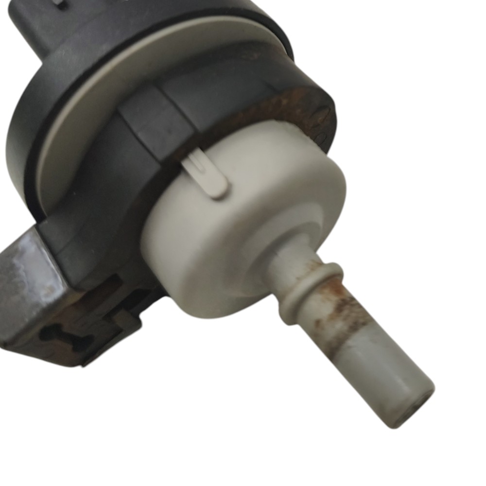 Válvula canister Renault Kwid 1.0 2017 2018 2019 2020 2021 2
