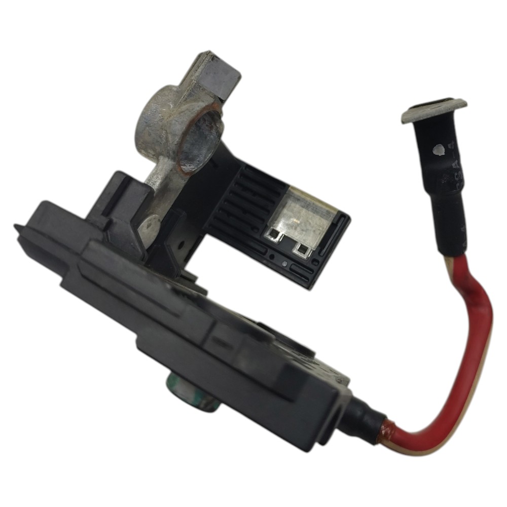Terminal Polo positivo bateria GM Sonic 1.6 Automático 2013 2
