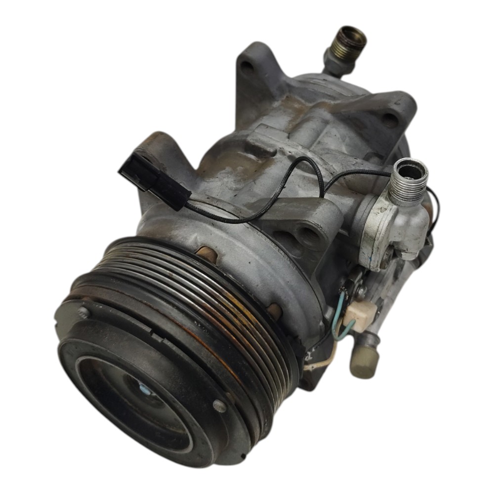 Compressor ar condicionado VW Santana 2.0 AP 2000 2001 2002 4