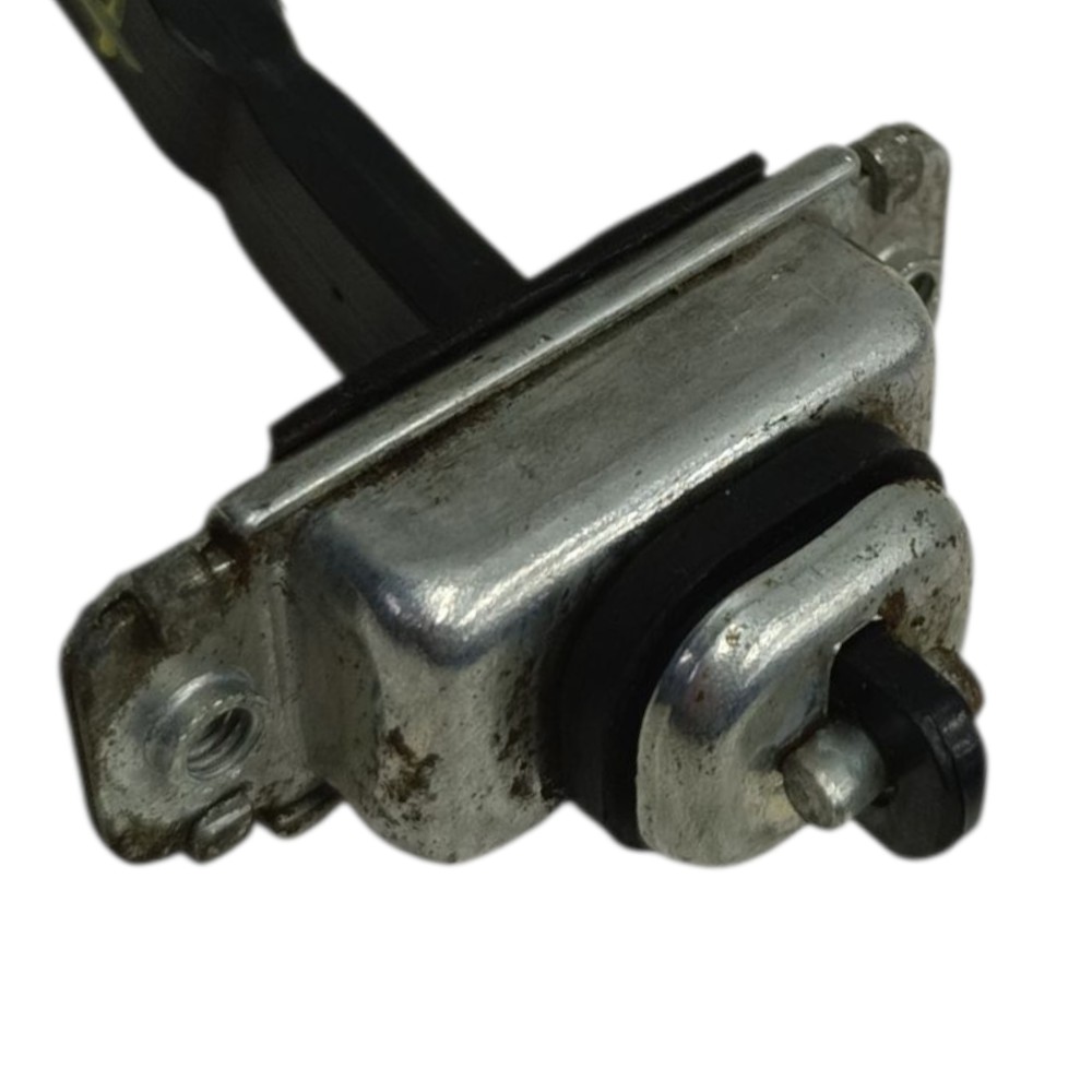 Limitador porta traseira GM Captiva 2008 2009 2010 2011 2012 4