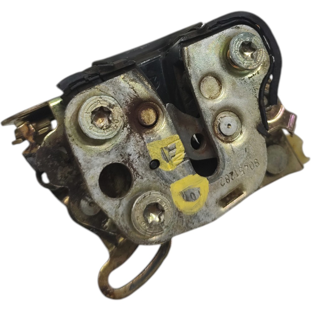 Fechadura porta dianteira direita GM Corsa 1997 1998 1999 00 3
