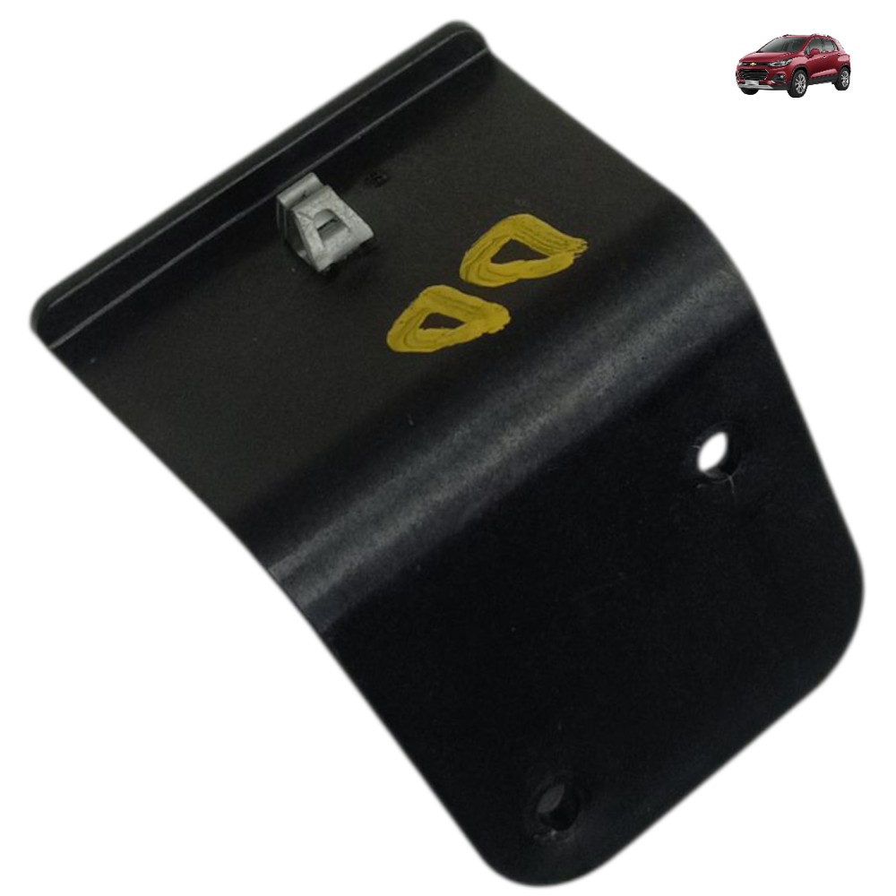 Suporte forro porta dianteira direita GM Tracker 2018 2017 1