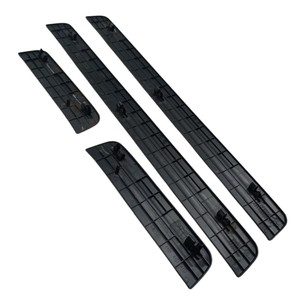 Jogo Soleira Porta Nissan Tidda 2008 2009 2010 2011 2012 Preto 4