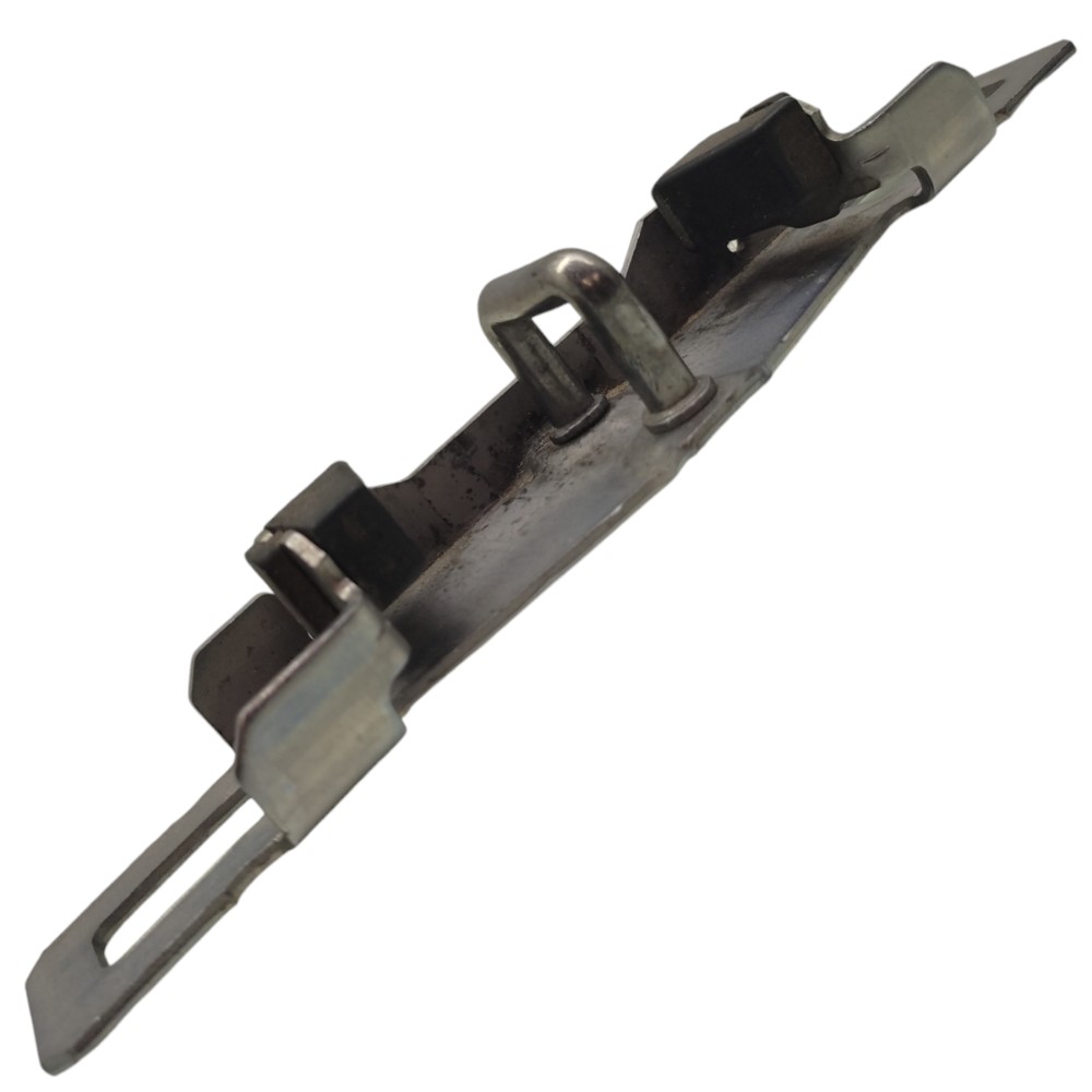 Batente Fechadura Porta Malas Volvo Xc60 2014 2015 2016 2017 2