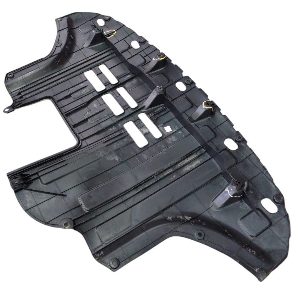 Protetor acabamento inferior Carter motor Kia stonic detalhe 5
