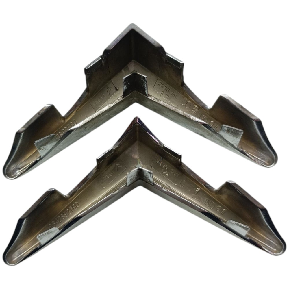 Par Emblema Parachoque Dianteiro Citroen C3 2004 2005 2006 Prata 4