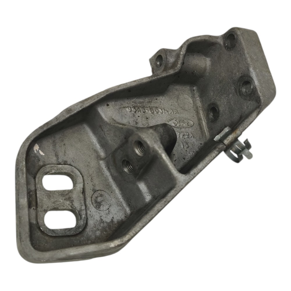 Suporte coxim esquerdo câmbio Ford Escort 1.8 Zetec 1997 98 4