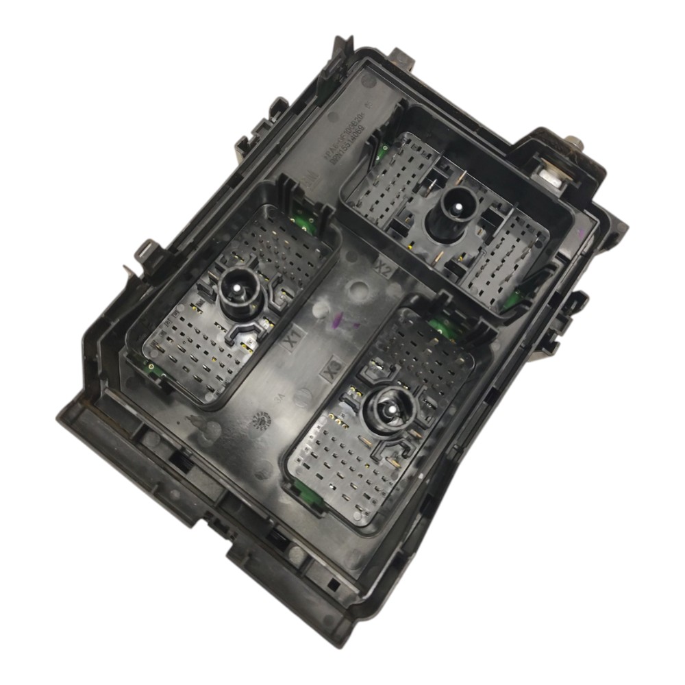 Caixa Fusível Externa Gm Tracker 1.4 Ltz 2018 2017 2016 2015 3