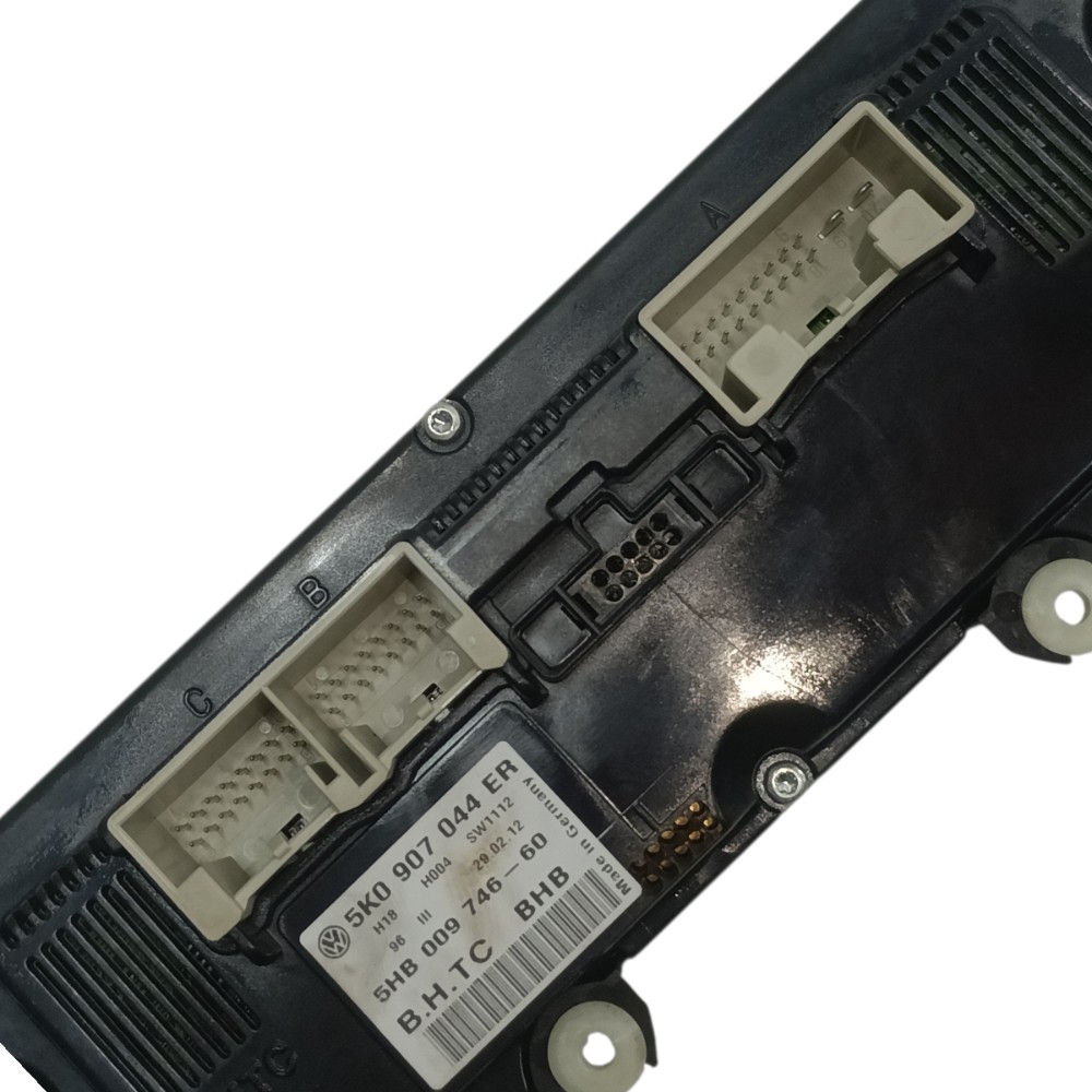 Comando Ar Condicionado Vw Tiguan 2011 2012 2013 4