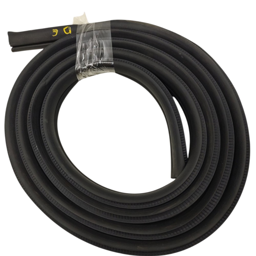 Borracha carroceria porta dianteira esquerda Nissan kicks 20 3
