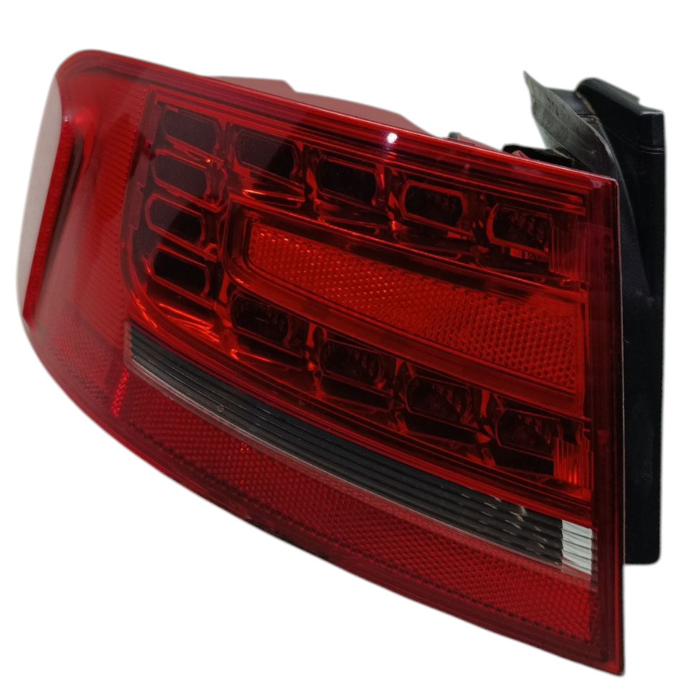 Lanterna Esquerda Audi A4 2011 2010 2009 Com Detalhe Esquerdo/motorista Vermelho 1