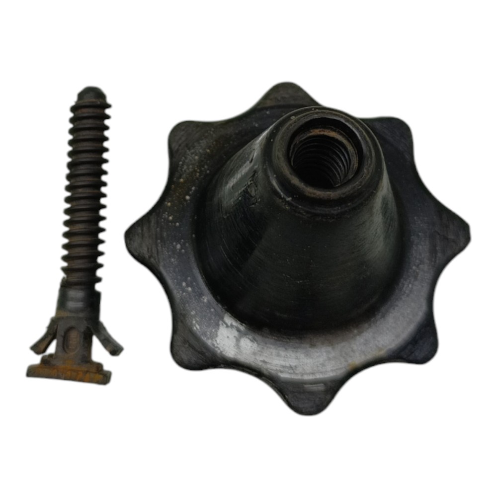 Porca Parafuso Fixação Estepe Gm Corsa Hatch 2003 2004 2005 2