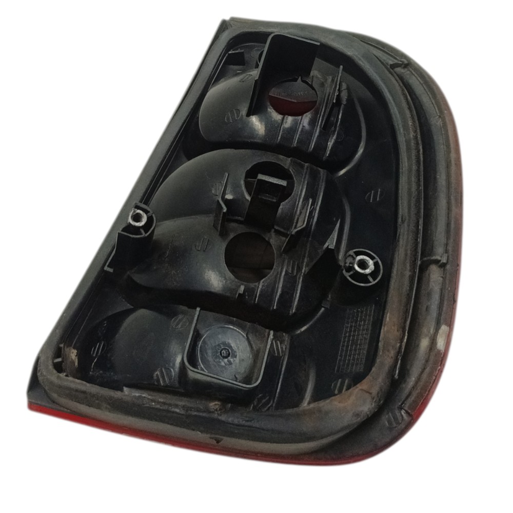 Lanterna Traseira Esquerda Corsa Classic 2003 2002 2001 2000 Esquerdo/motorista Vermelho 4