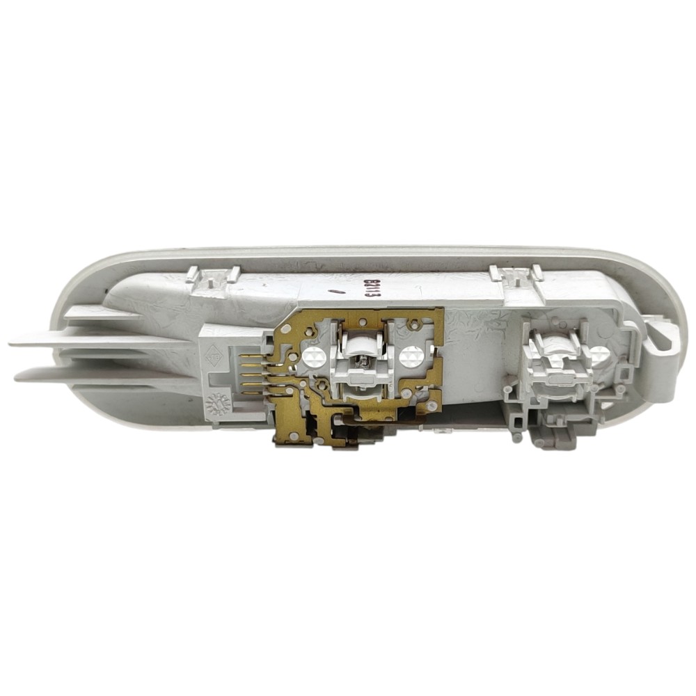 Luz Teto Cortesia Traseira Nissan Livina 2010 2011 2012 2013 3