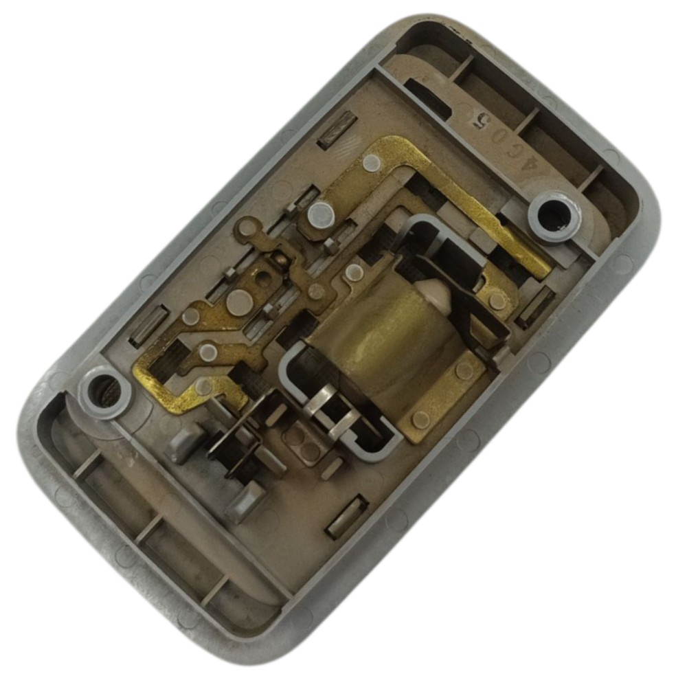 Luz teto cortesia traseira Mitsubishi Pajero TR4 2005 2006 4