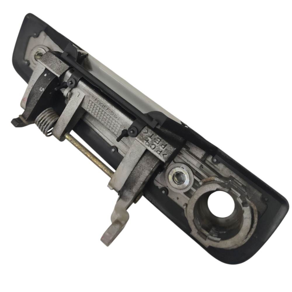 Maçaneta externa dianteira esquerda Mitsubishi Pajero TR4 05 2