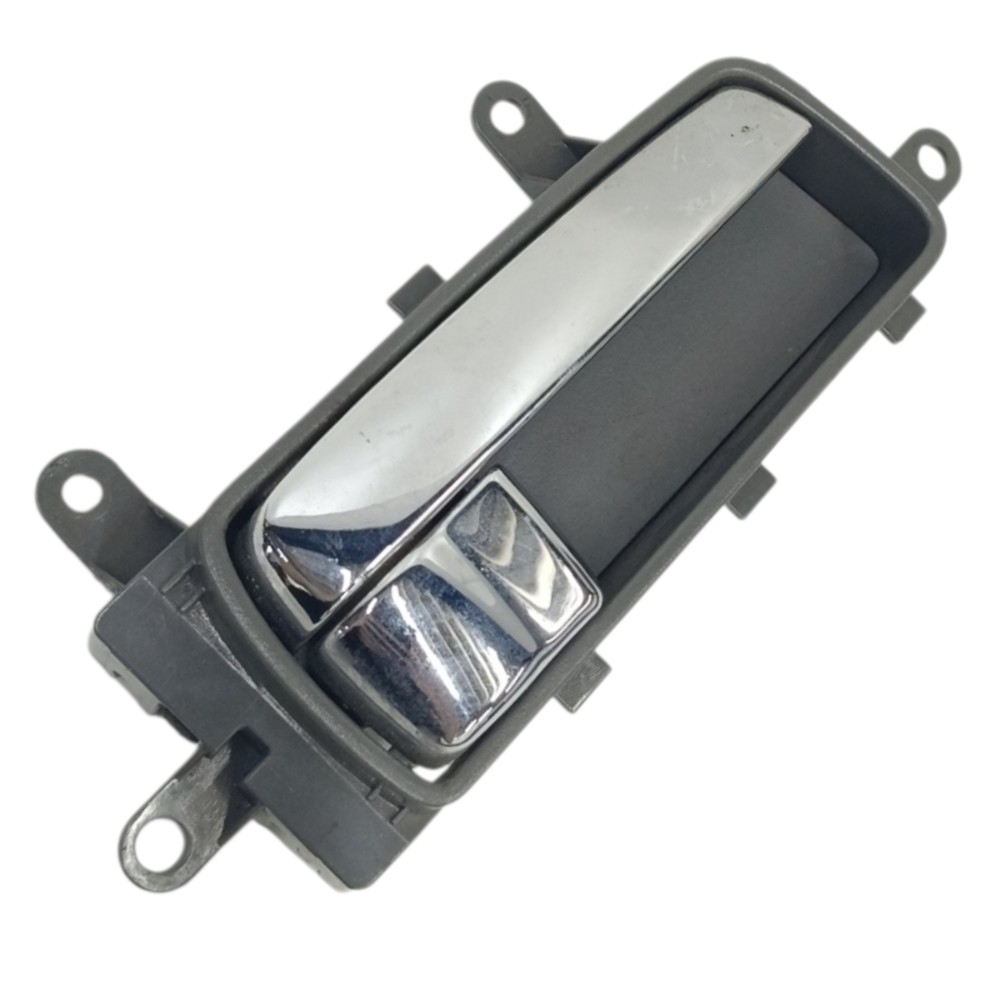 Maçaneta interna porta traseira direita nissan sentra 2010