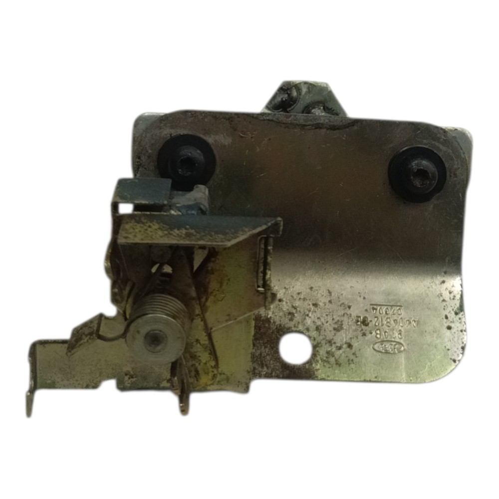 Batente porta mala ford escort 1998 1999 2000 2001 2002 2