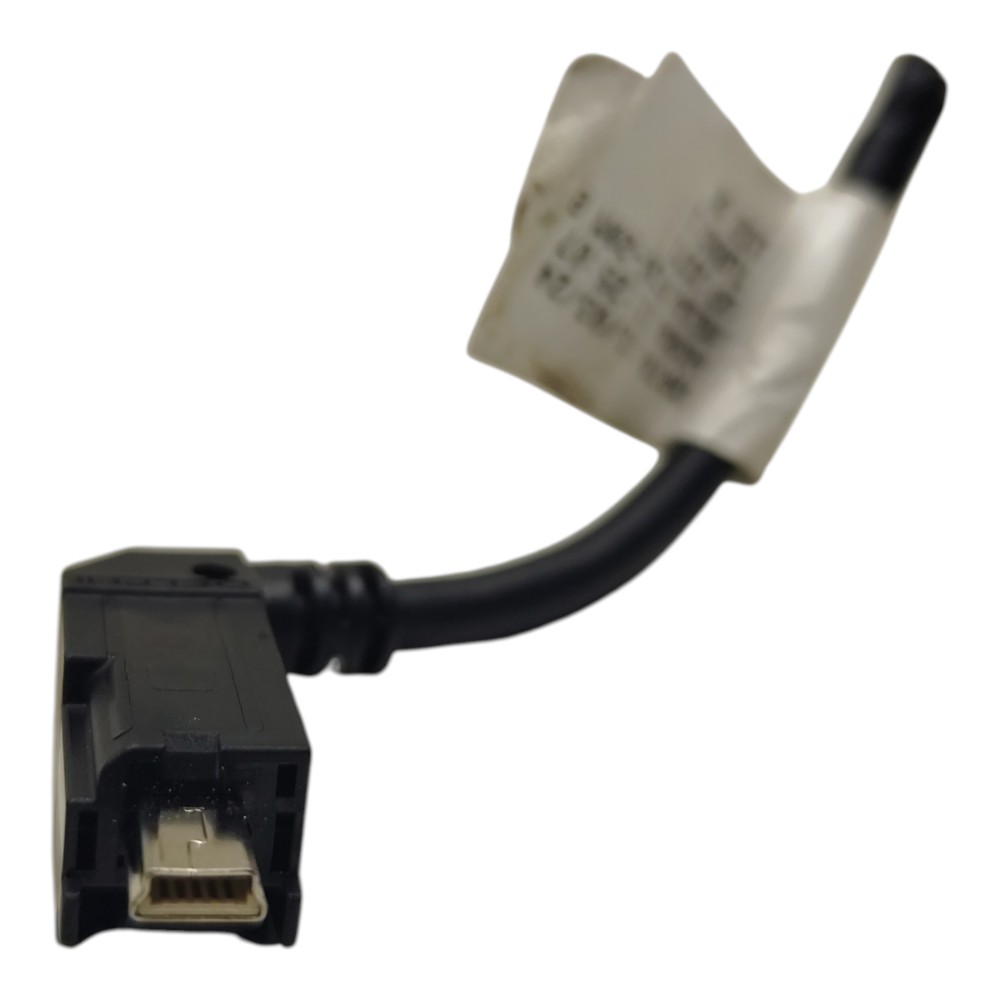Plug conetor entrada auxiliar Usb Fiat argo 2024 4