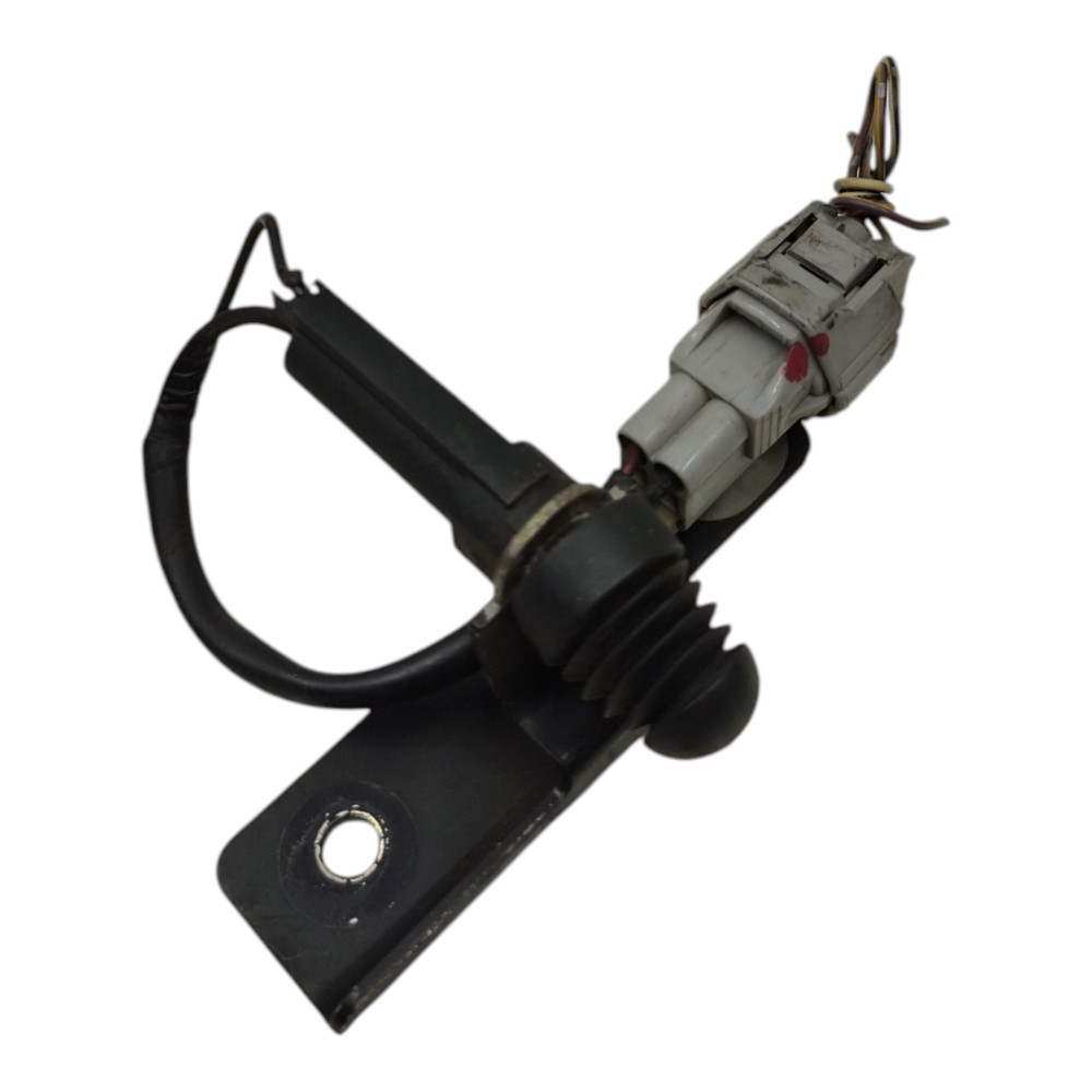 Interruptor Capô Toyota Corolla 2003 2004 2005 2006 2007 4