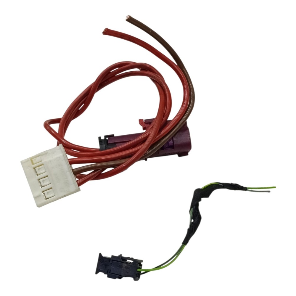 Plug conector módulo controle bateria BMW X3 2.0 30e 2023