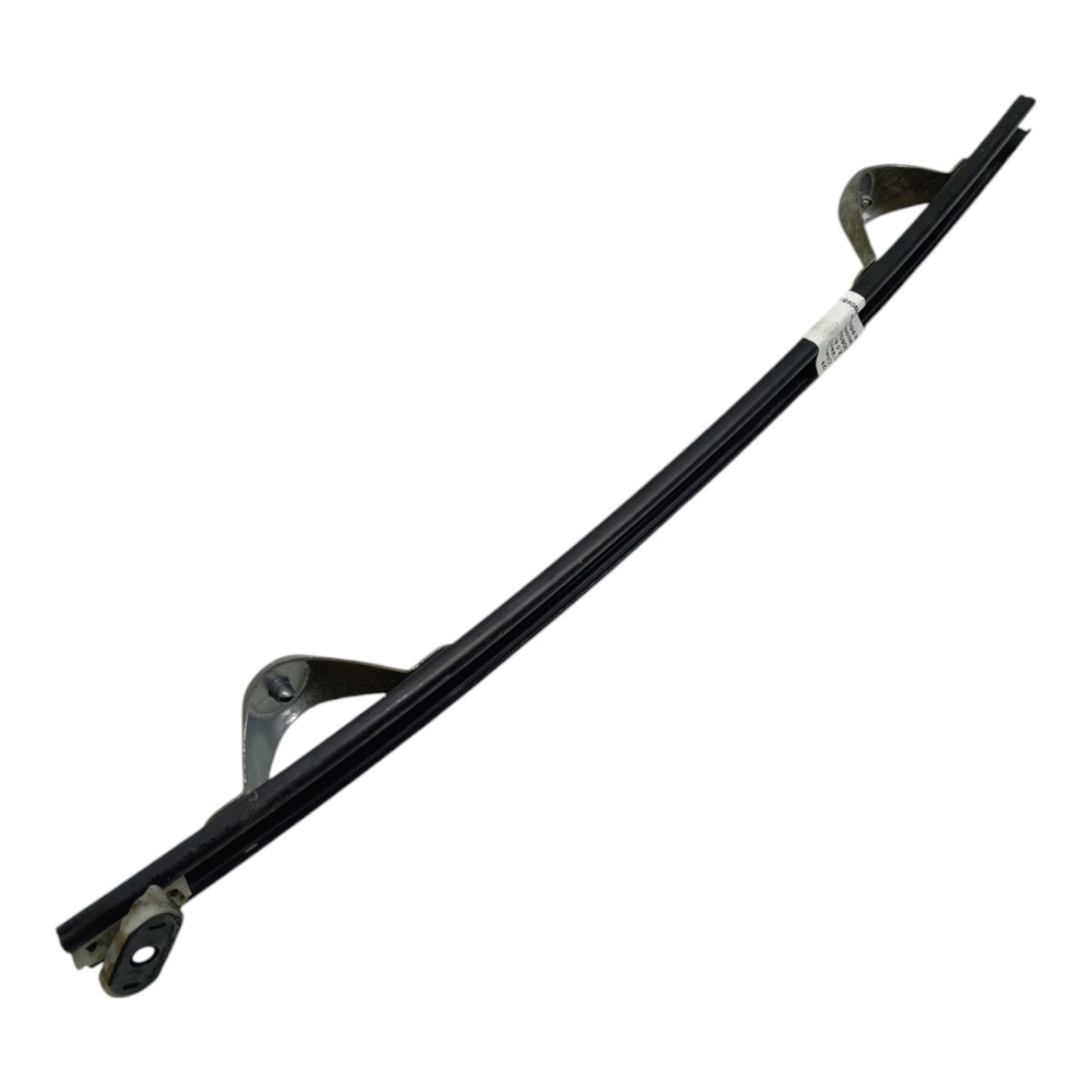 Guia Vidro Porta Dianteira Direita Gm Vectra 2008 2009 2010 Preto 3
