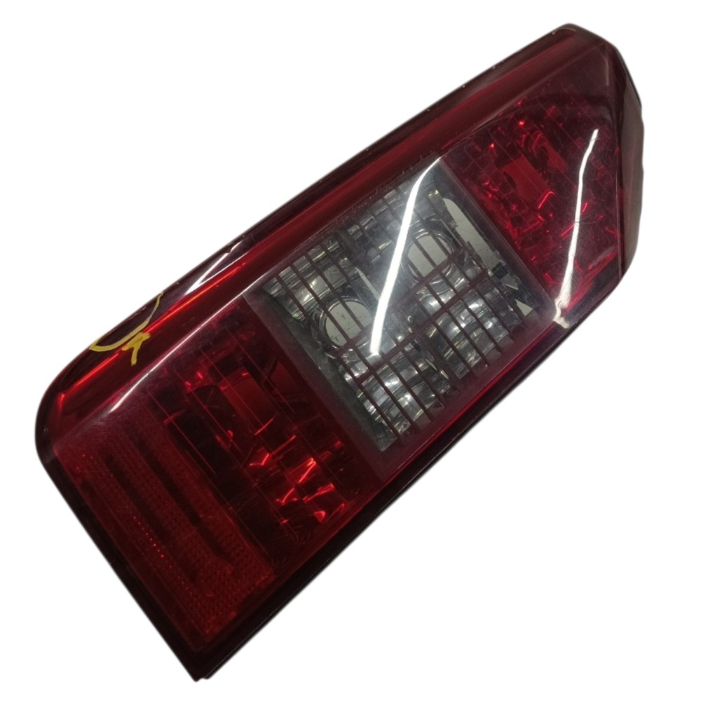 Lanterna traseira esquerda fiat idea 2006 2007 com detalhe
