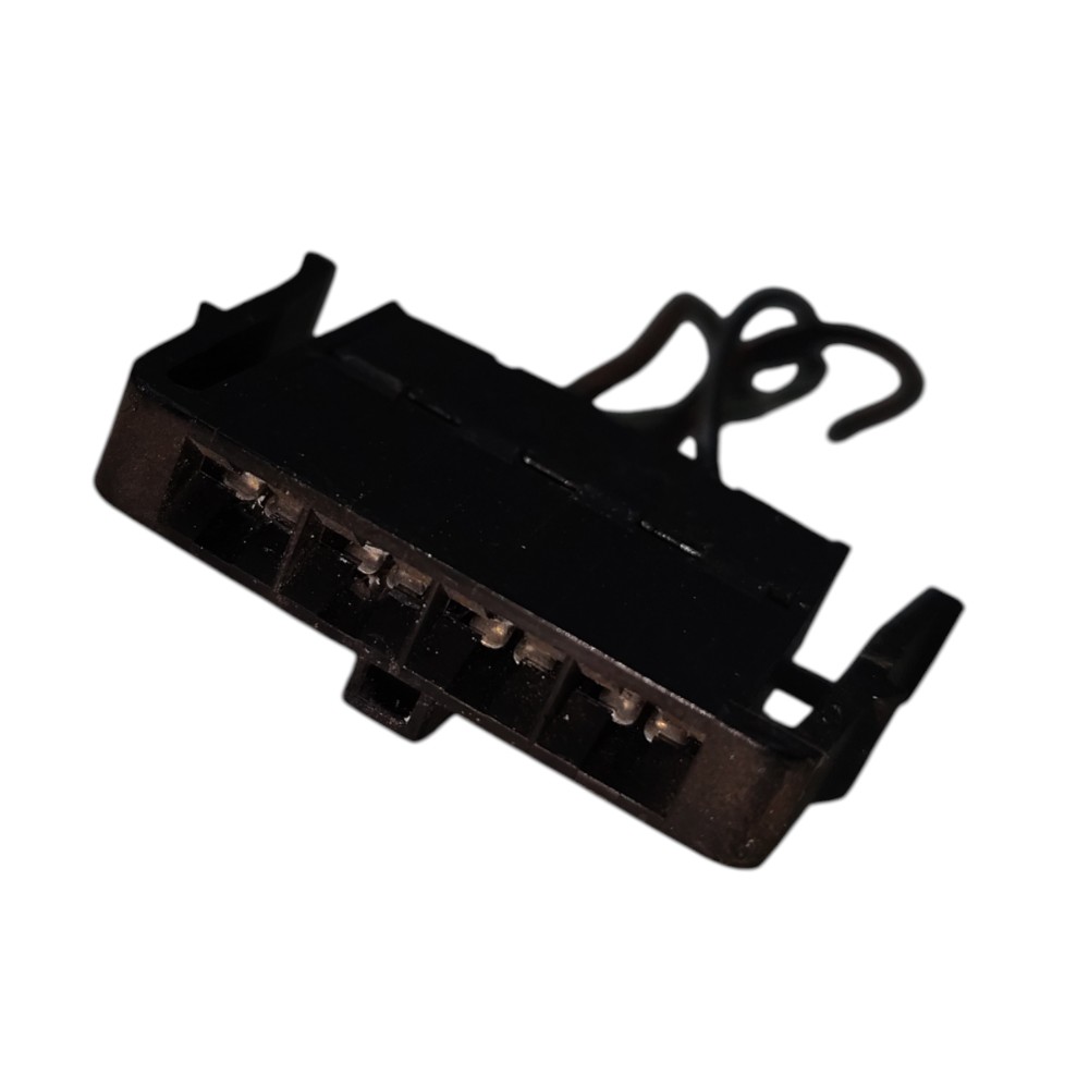 Plug conector lanterna carroceria vw santana 1999 2000 2001 4