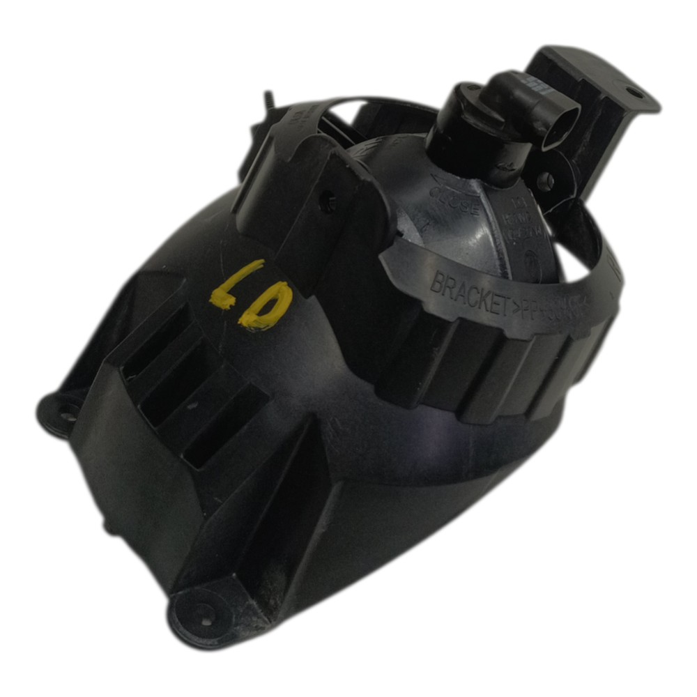 Farol milha direito com moldura GM Spin 2024 2023 2022 2021 3