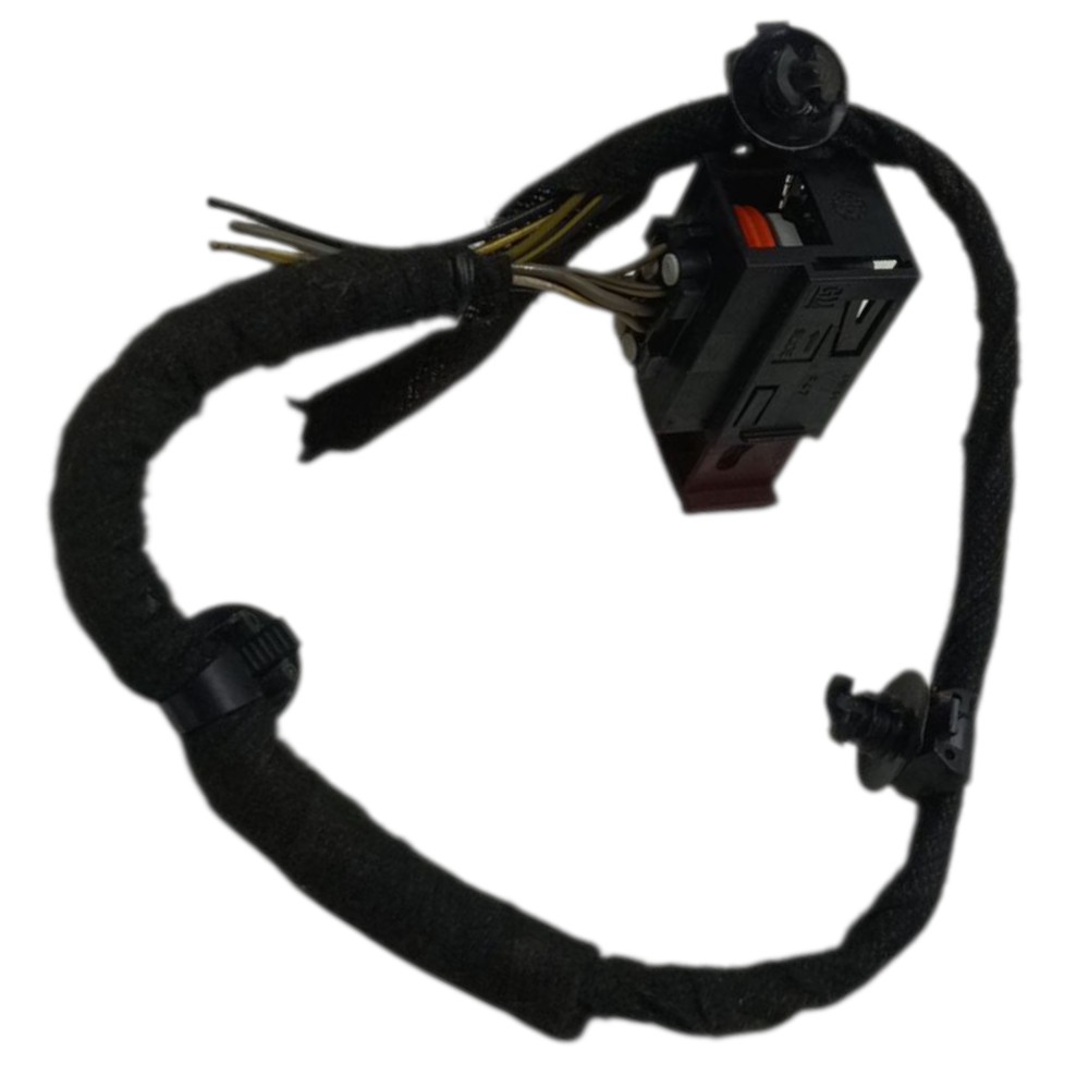 Plug conector fechadura porta diant esquerda GM Tracker 2018 2