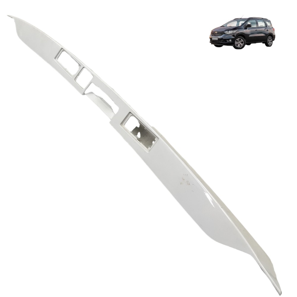 Aplique friso tampa traseira GM Spin 2024 2023 2022 2021 20 1