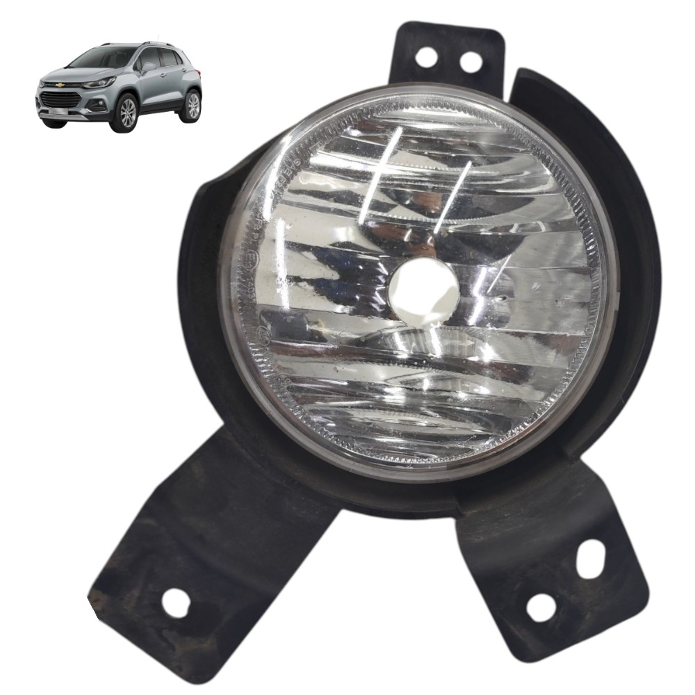 Farol milha Redondo lado direito GM Tracker 2017 2018 2019