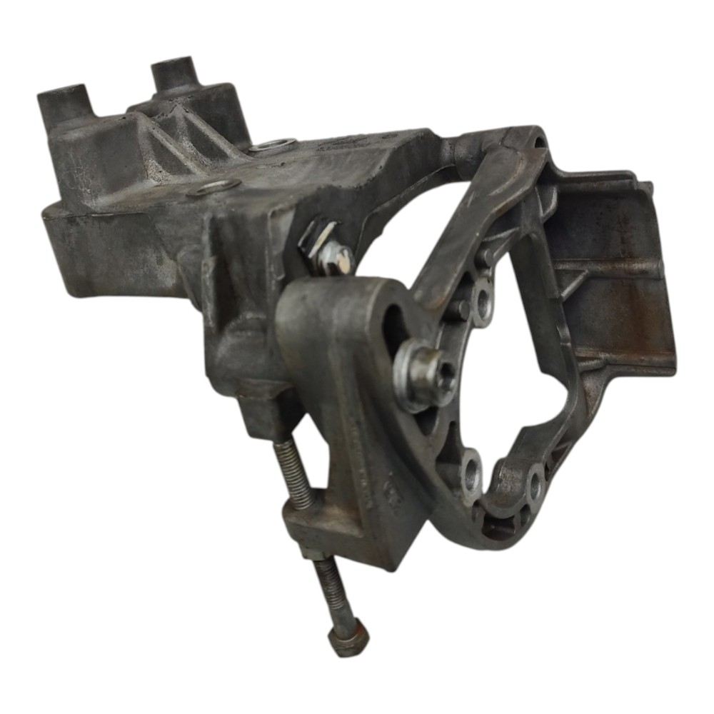 Suporte bomba direção hidráulica Fiat Uno 1.4 2011 2012 2013 2