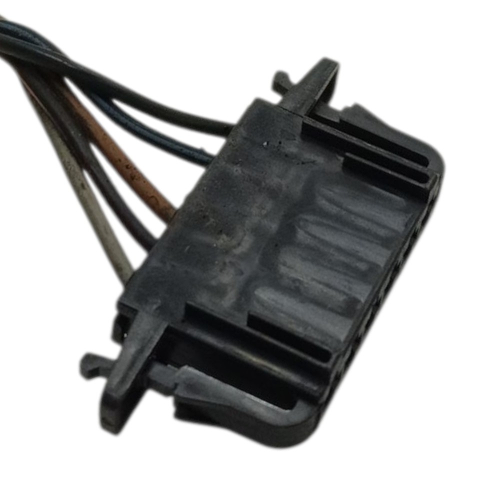 Plug Conector Lanterna Direita Vw Fox 2009 2008 2007 2006 05 4