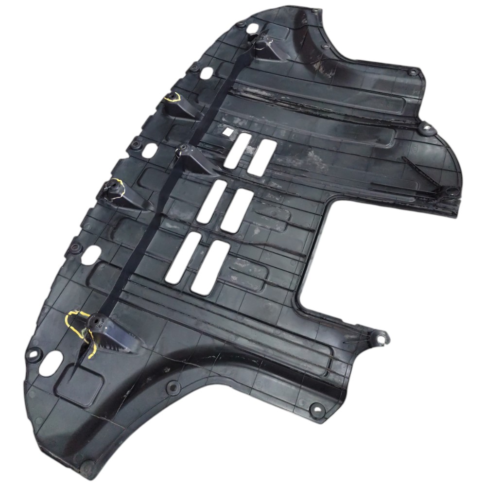 Protetor acabamento inferior Carter motor Kia stonic detalhe 4