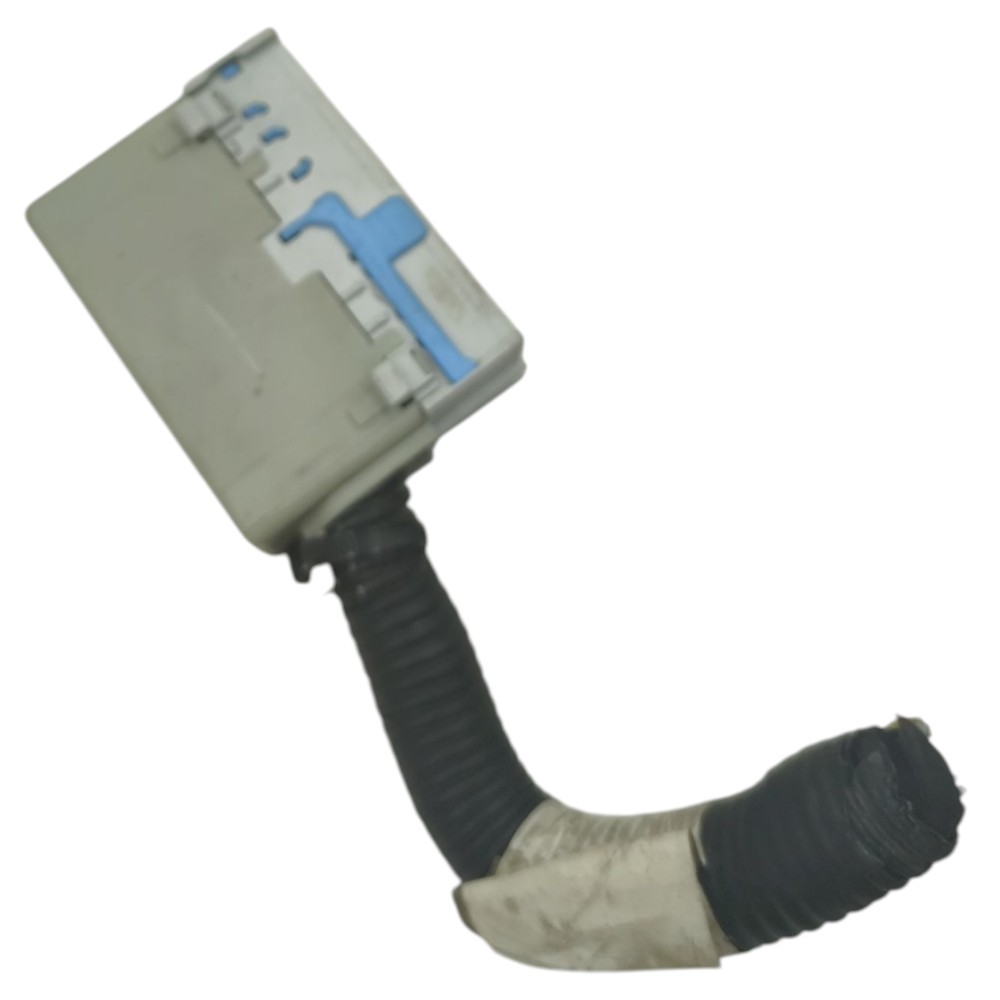 Plug conector módulo caixa fusível GM Tracker 1.4 Turbo 2017 3