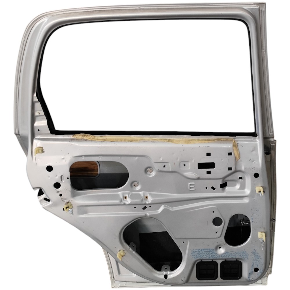 Porta Traseira Esquerda Gm Corsa Classic 2003 2004 2005 2006 Traseira Esquerdo Prata 4