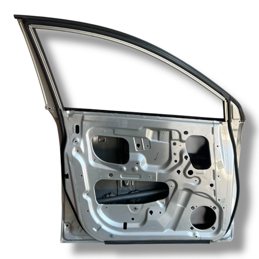 Porta Dianteira Esquerda Gm Captiva 2008 2009 2010 A 2017 Dianteira Esquerda Prata 4
