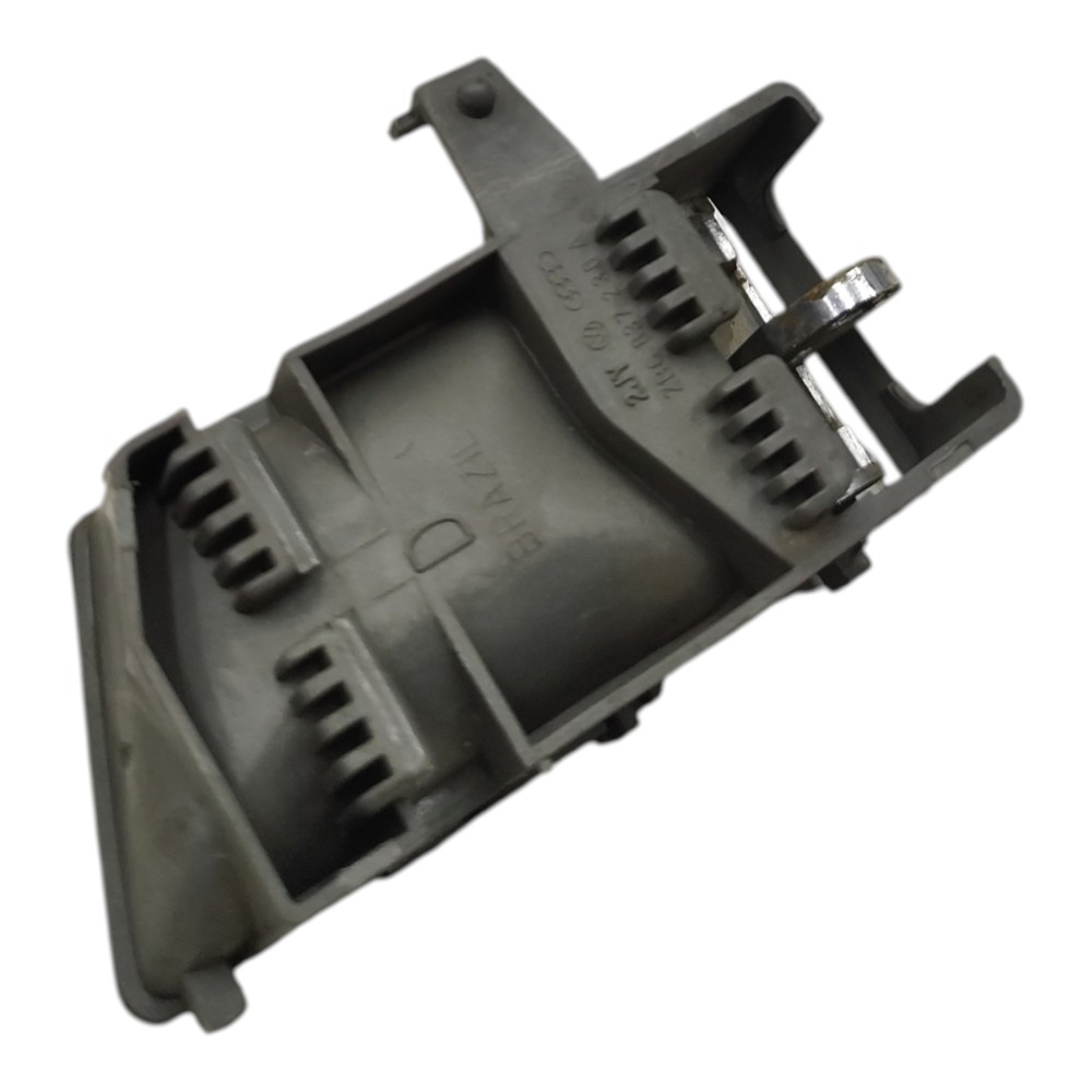 Maçaneta interna cromada direita vw Santana 2000 2001 2002 2