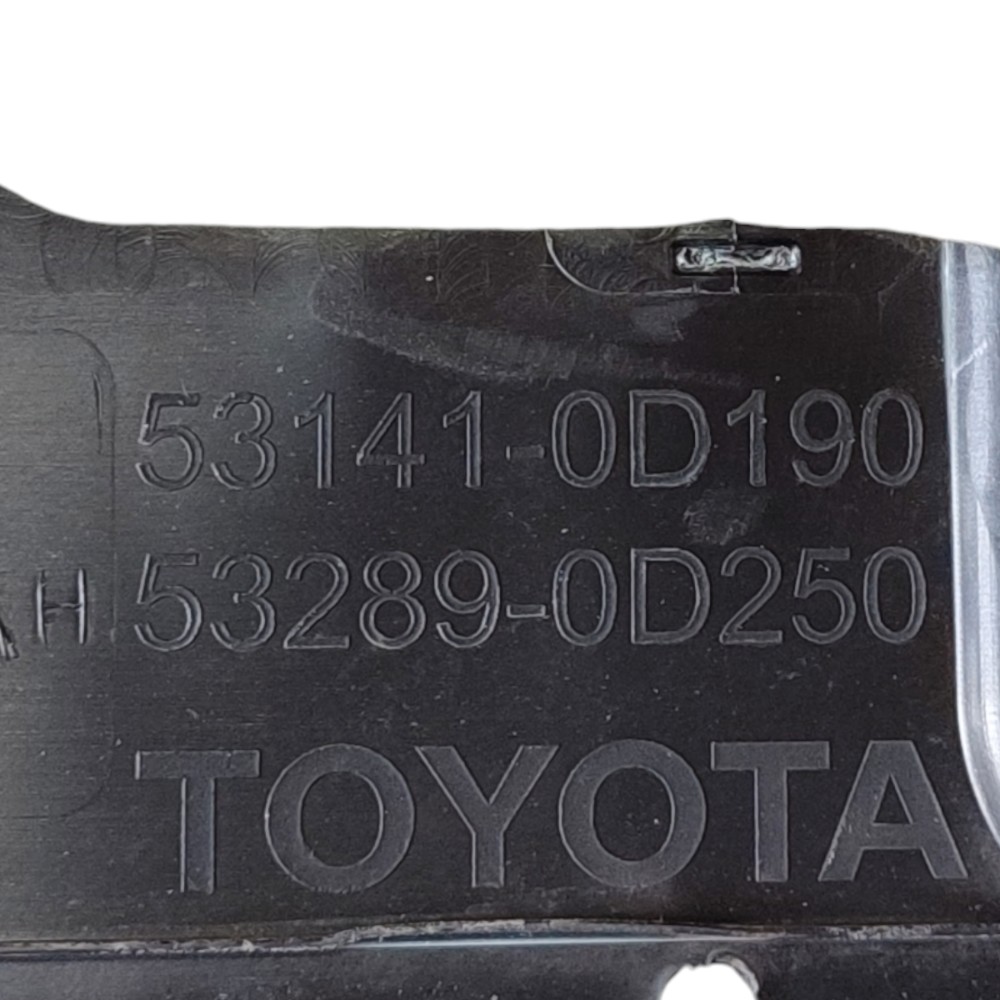 Acabamento Superior Radiador Toyota Yaris 2024 2023 2022 21 6