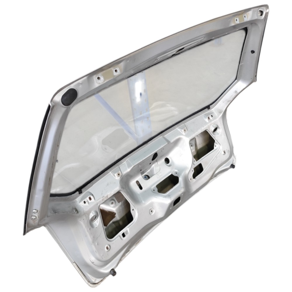 Tampa Traseira Fiat Palio 2011 2010 2009 2008 2007 2006 2005 Prata 5