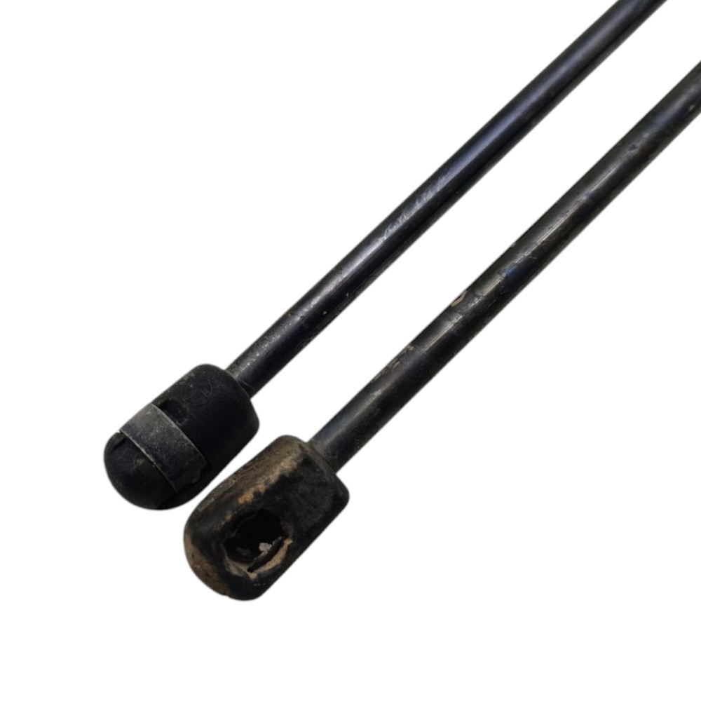 Par Amortecedor Tampa Traseira Fiat Stilo 2003 2004 2005 06 4