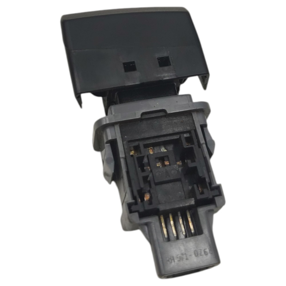 Botão Pisca Alerta Toyota Corolla 2015 2016 2017 2018 2019 Preto 2
