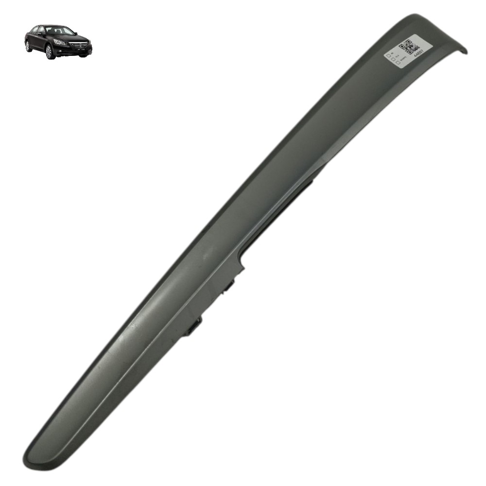 Friso aplique porta dianteira direita Honda Accord 2011 2010 1