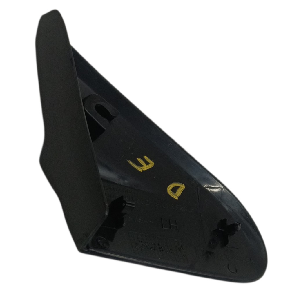 Acabamento externo retrovisor esquerdo GM Sonic 2012 2013 14 4