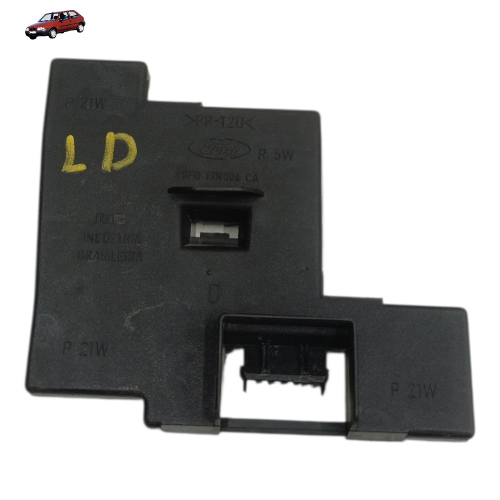 Soquete lanterna direita Ford Fiesta Hatch 1999 2000 2001 1