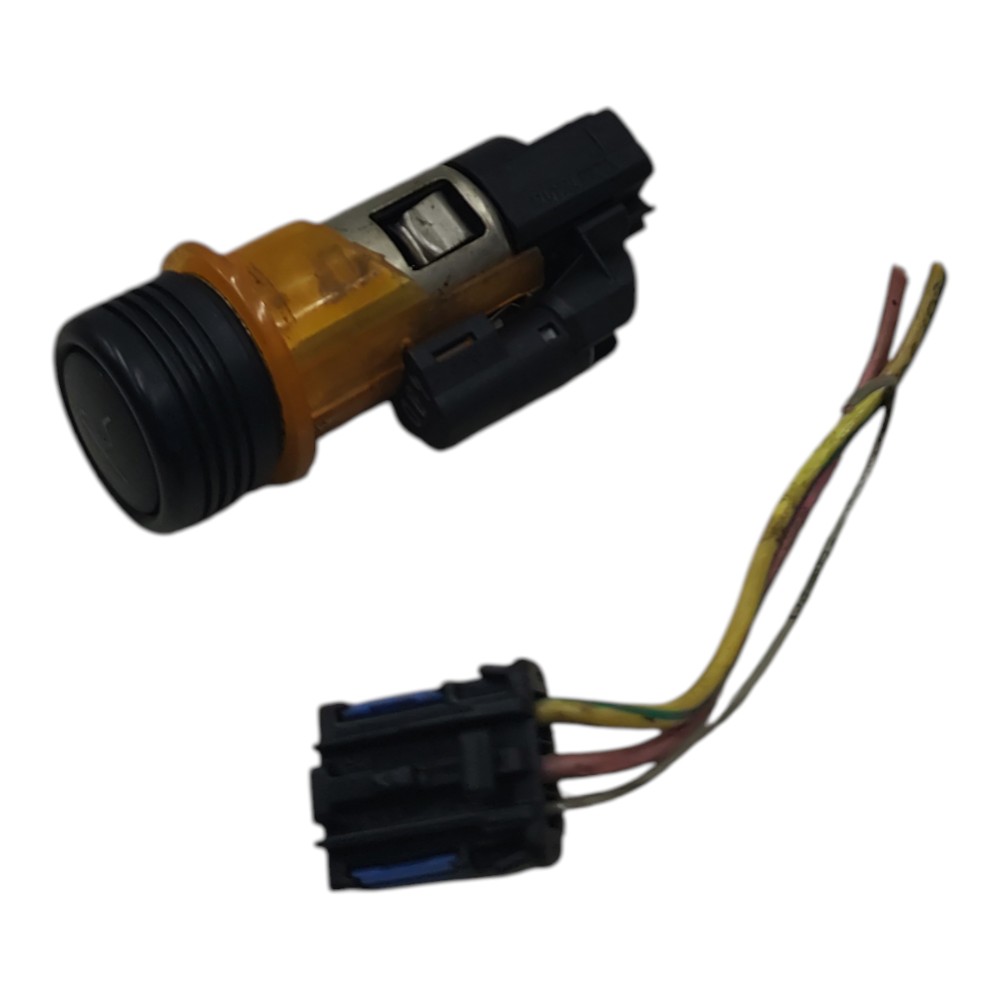 Tomada acendedor cigarro Peugeot 206  2001 2002 2003 2004 05 2