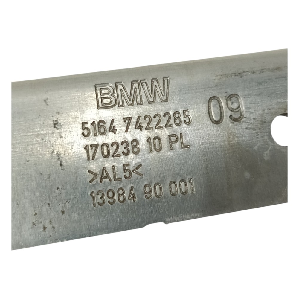Travessa suporte radiador bmw 320i 2021 2022 2023 2024 2025 4